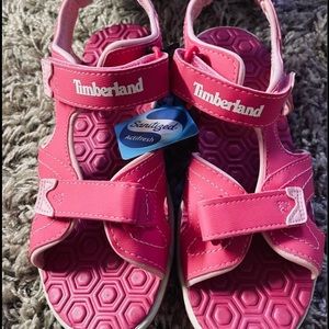 2YTimberland strap sandals
